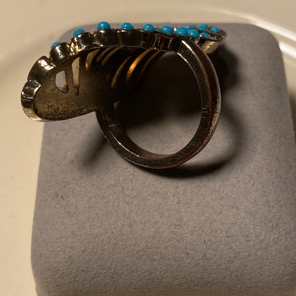 ๐ Turquoise imitation beautiful wing ring. - Picture 4 of 7